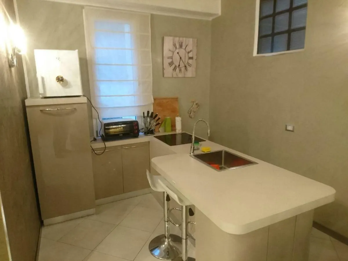 דירה Appartamento Centro אלסיו